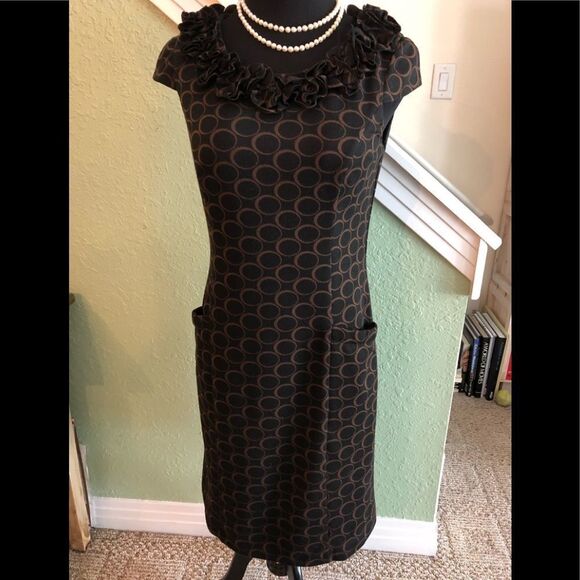 Beautiful dress by Sophia Christina in size 10 - Picture 1 of 3